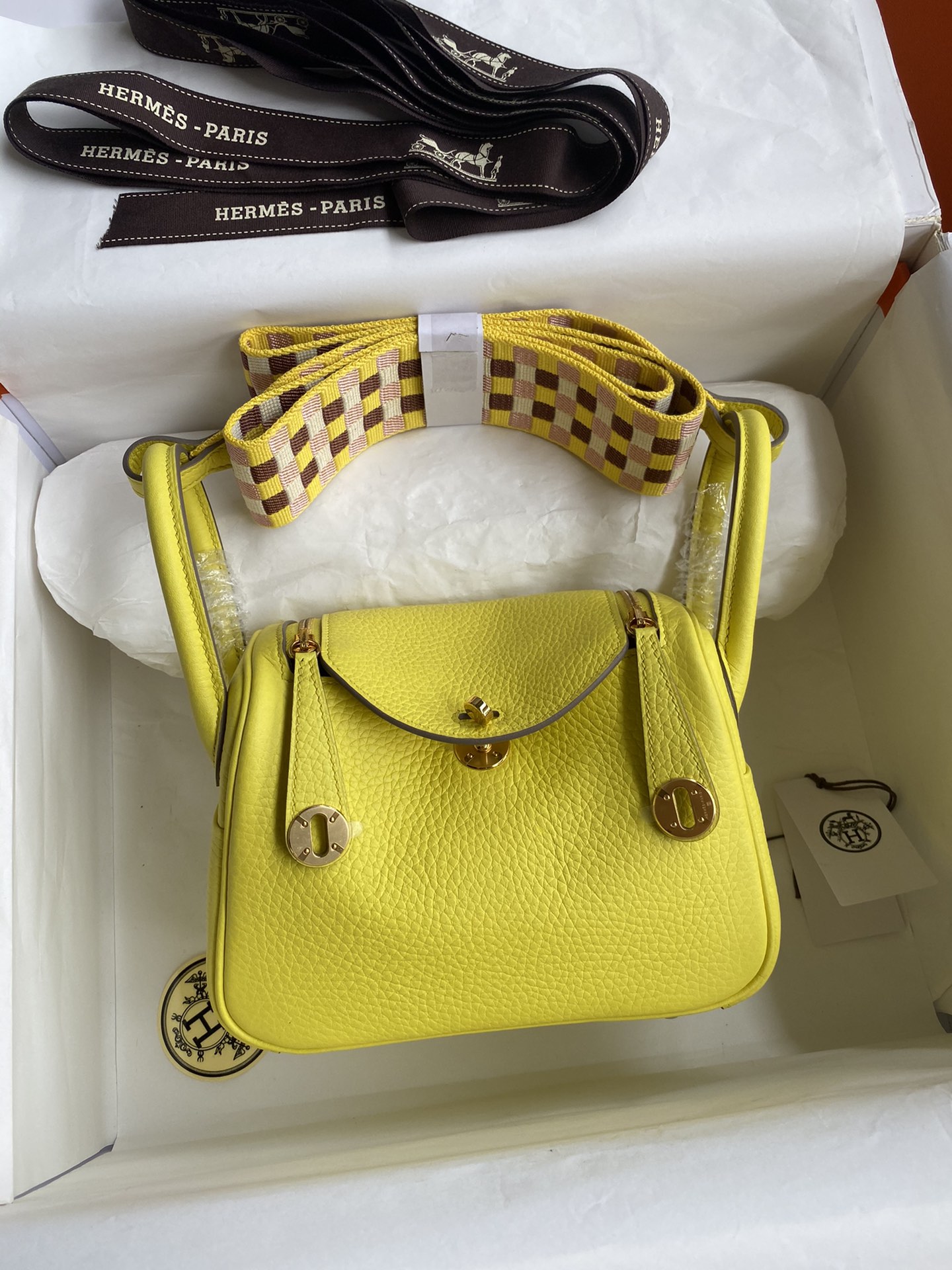 Hermes Mini Lindy 19cm Handbag Shoulder Bag In Lemon Yellow Clemence Leather